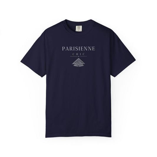 Navy blue t-shirt with text parisienne chic