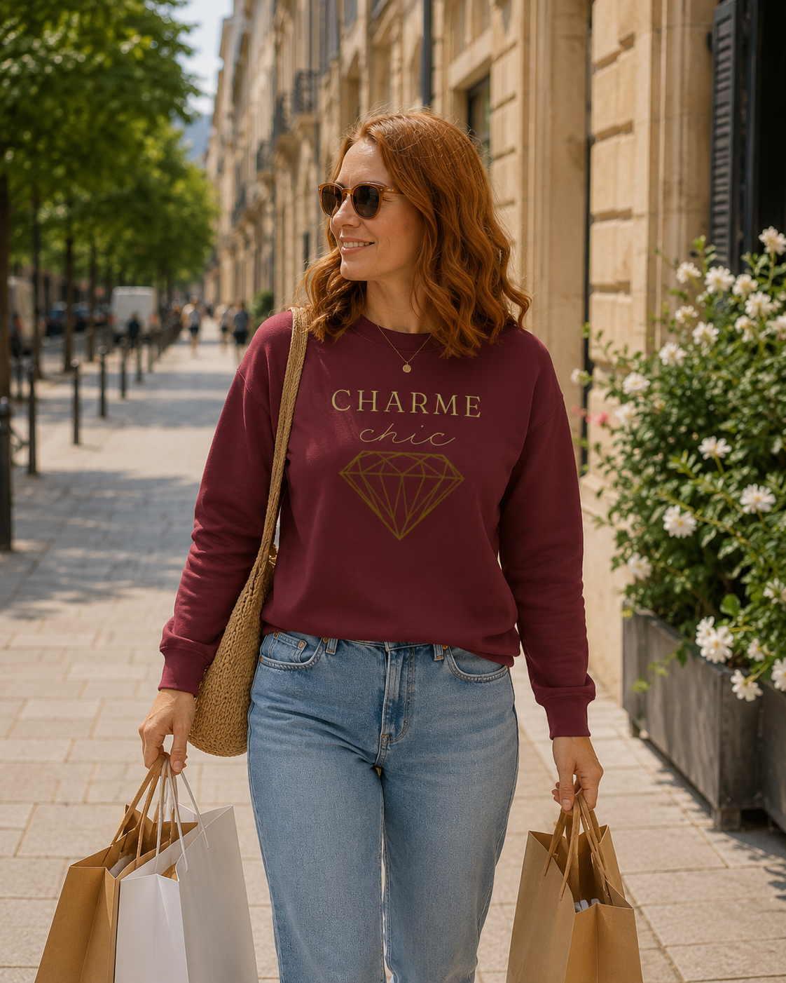 Woman wearing Charme chic sweatshirt on a street in the city