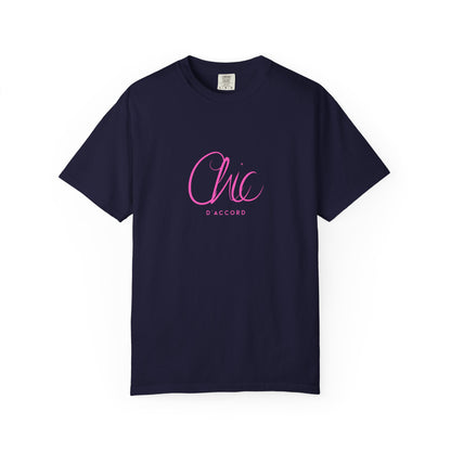 A navy blue short-sleeve T-shirt featuring a pink “Chic D’Accord” graphic on the chest, displayed against a clean white background.
