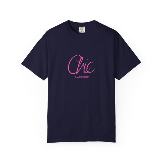 A navy blue short-sleeve T-shirt featuring a pink “Chic D’Accord” graphic on the chest, displayed against a clean white background.