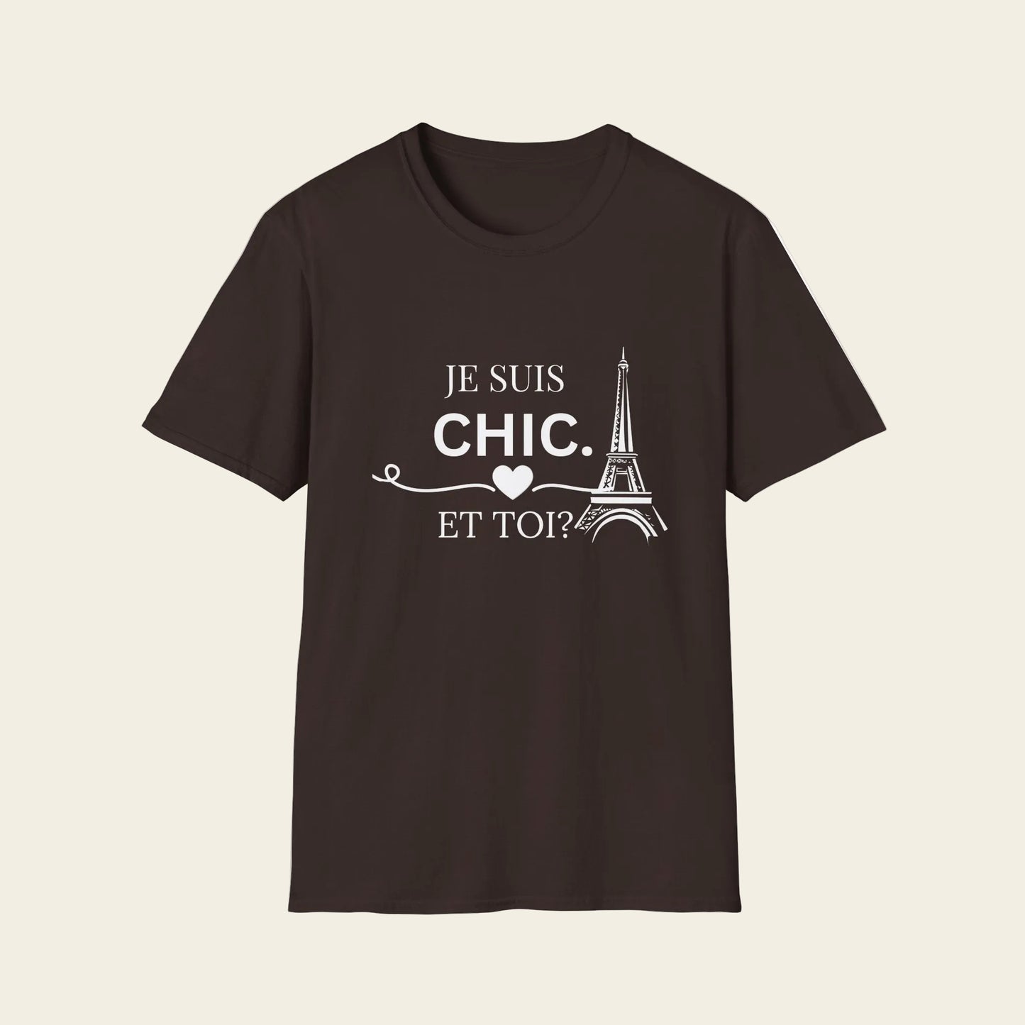 Brown t-shirt with text 'Je Suis Chic. Et toi?'