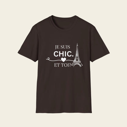 Brown t-shirt with text 'Je Suis Chic. Et toi?'
