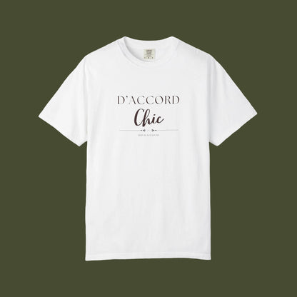 A white short-sleeve crewneck t-shirt with 'D'ACCORD Chic' printed in dark gray on the chest, displayed on a clean white background.