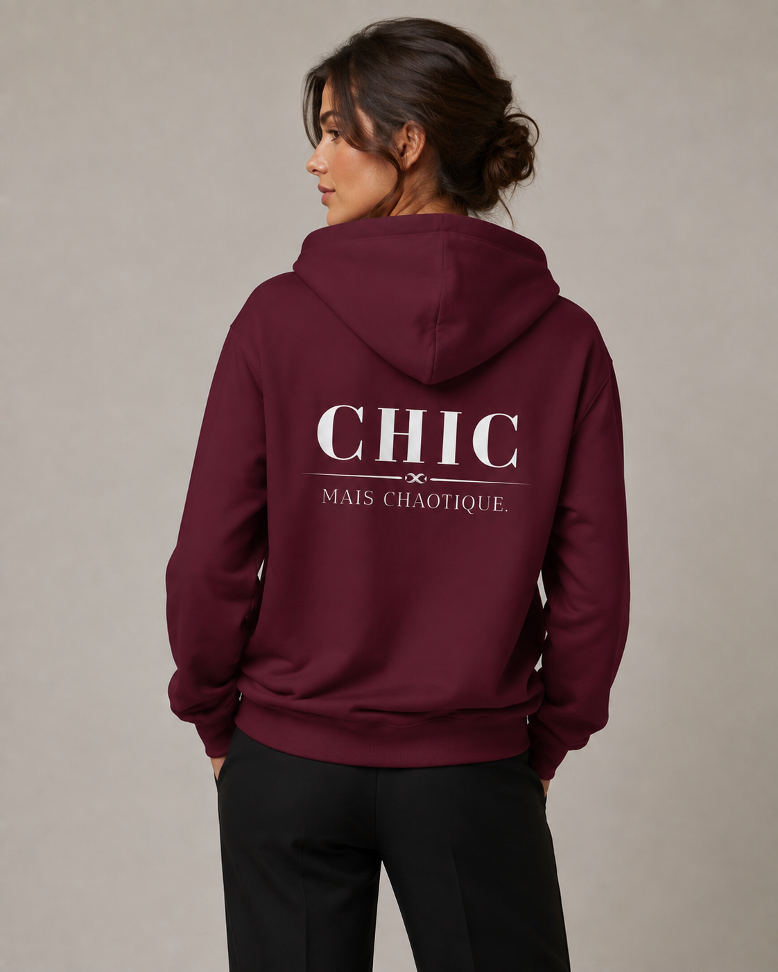 ÉLÉGANCE, Chic Mais Chaotique Fashion Hoodie