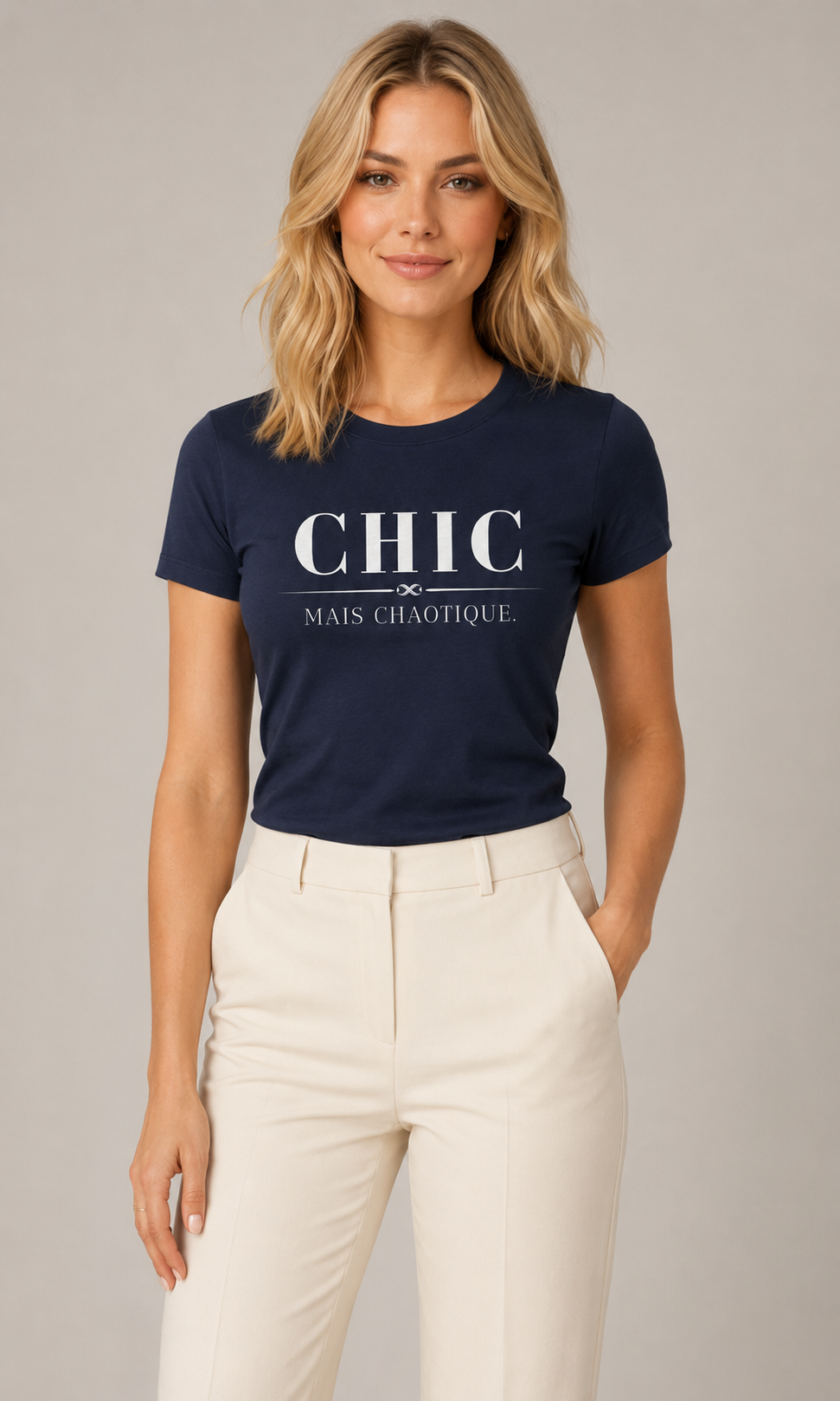 Chic Mais Chaotique - slim-fit Fashion T-Shirt