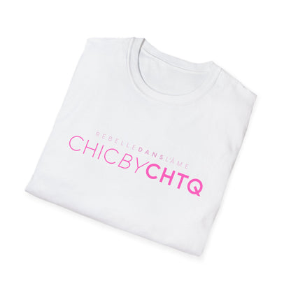 A white short-sleeve crewneck T-shirt featuring pink “CHIC BY CHTQ” text with “REBELLE DANS L’ÂME” above, displayed against a clean white background.
