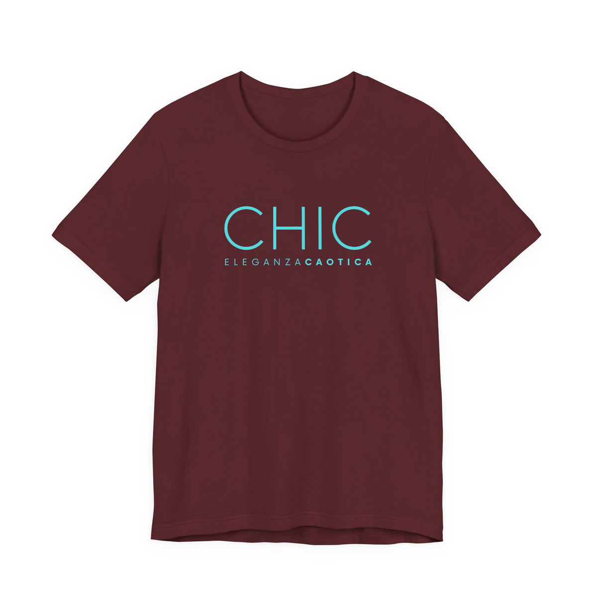 Maroon graphic T-shirt with pink 'CHIC ELEGANZA CAOTICA' typography on a neutral gray studio background.