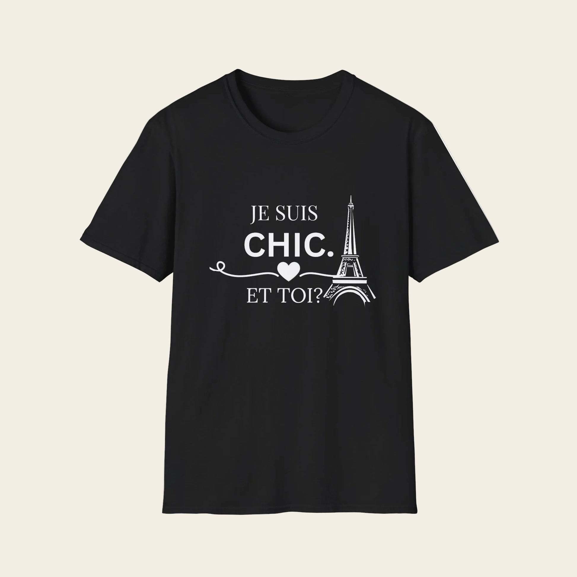 Black t-shirt with text 'Je Suis Chic. Et toi?'